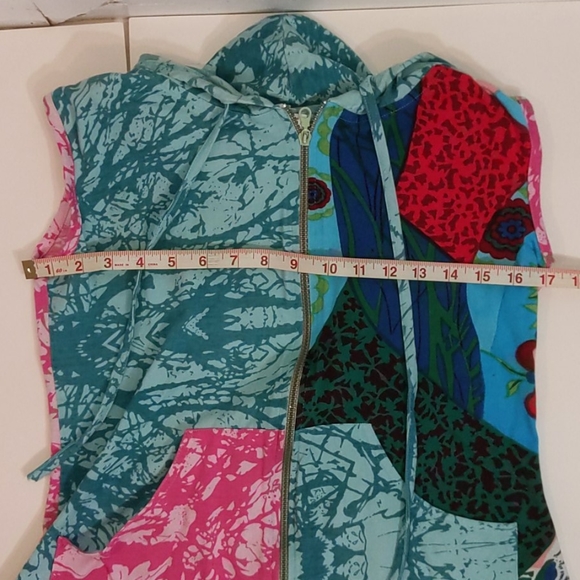 Luv2Luv sleeveless zipper hooded top - Picture 7 of 8